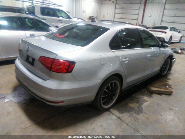3VW4T7AJ8GM348755 Volkswagen Jetta Sedan 2.0t Gli Se