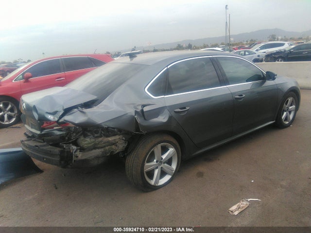 1VWAT7A34FC123365 Volkswagen Passat 1.8t Limited Edition
