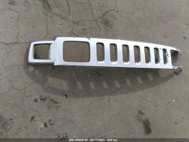 5GTDN136468333197 Hummer H3