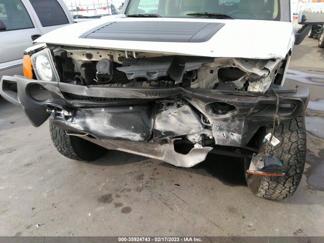 5GTDN136468333197 Hummer H3