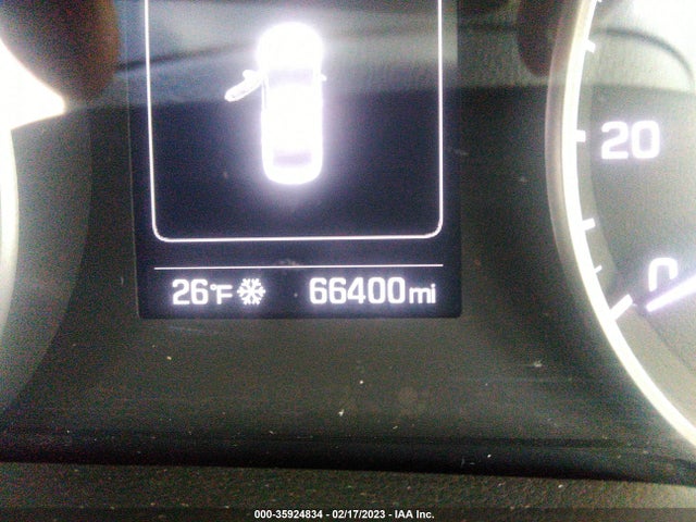 2018 HYUNDAI ELANTRA SEL VIN: 5NPD84LF2JH327702
