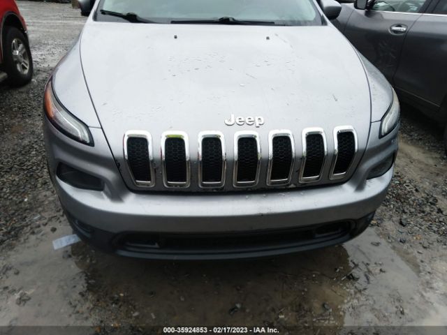 1C4PJLCB7EW158169 Jeep Cherokee Latitude