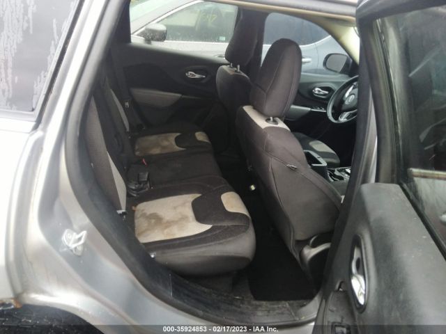 1C4PJLCB7EW158169 Jeep Cherokee Latitude