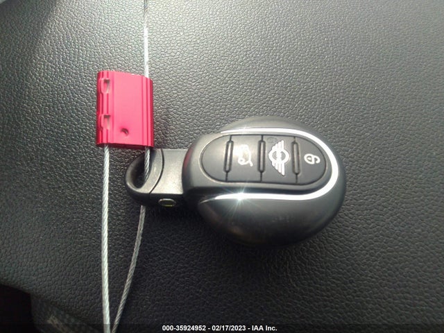 2017 Mini Hardtop, VIN: WMWXP5C56H3C63702