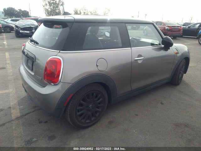 2017 Mini Hardtop, VIN: WMWXP5C56H3C63702