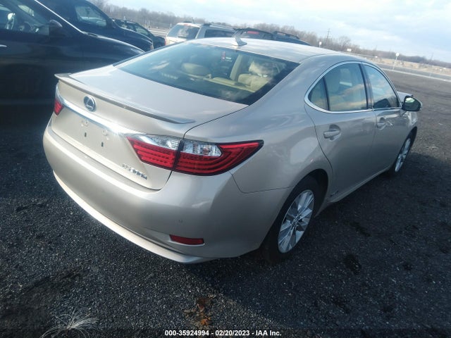 JTHBW1GG1D2016426 Lexus ES 300H