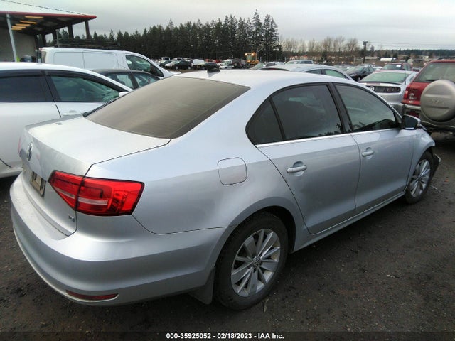 3VWLA7AJ4FM418073 Volkswagen Jetta Sedan 2.0l Tdi Se