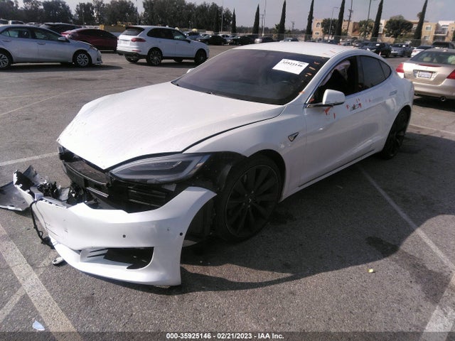 Tesla Model S 60/75 2017 5YJSA1E13HF180231 Image 2
