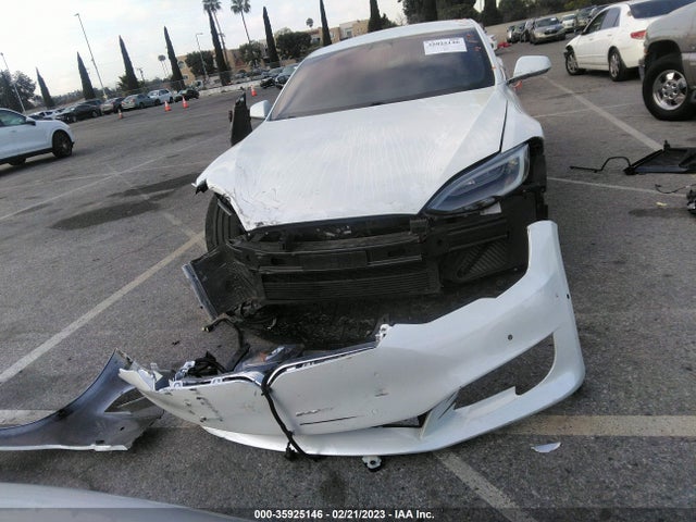 Tesla Model S 60/75 2017 5YJSA1E13HF180231 Image 8