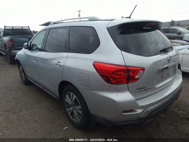 2018 Nissan Pathfinder, VIN: 5N1DR2MN4JC613243