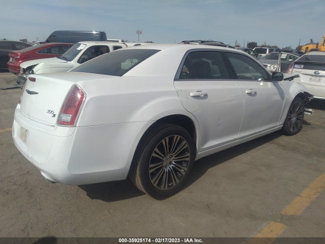 Chrysler 300 300s 2013 2C3CCABG9DH618752 Image 6