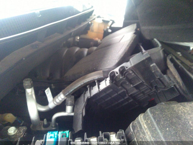 Chevrolet Suburban Lt 2021 1GNSCCKDXMR489548 Image 10