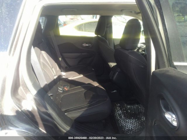 1C4PJMCS7FW606482 Jeep Cherokee Latitude