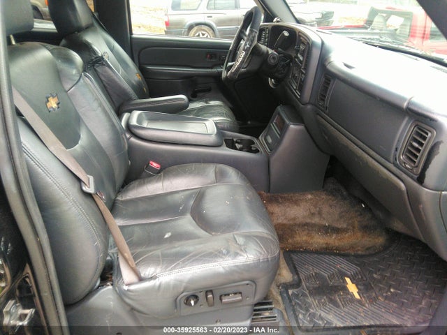 Chevrolet Avalanche 2002 3GNGK23G12G227104 Image 6