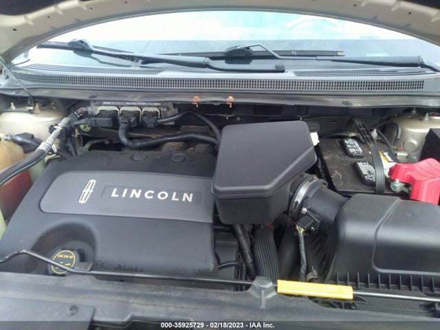 Lincoln MKX 2011 2LMDJ8JK4BBJ26537 Image 12