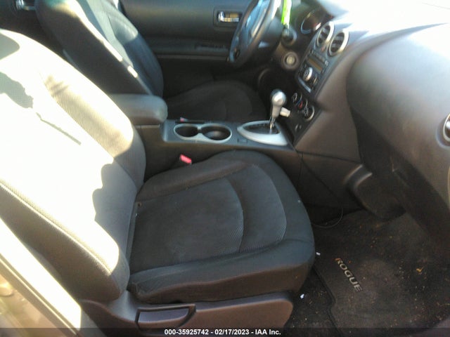 2015 Nissan Rogue, VIN: JN8AS5MV4FW768950