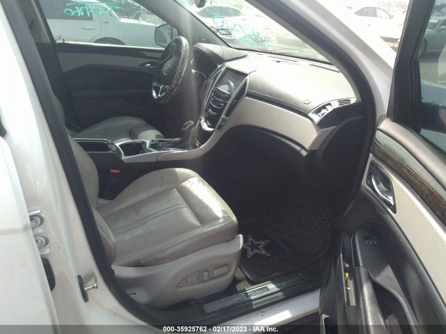 2014 Cadillac SRX, VIN: 3GYFNCE31ES519956
