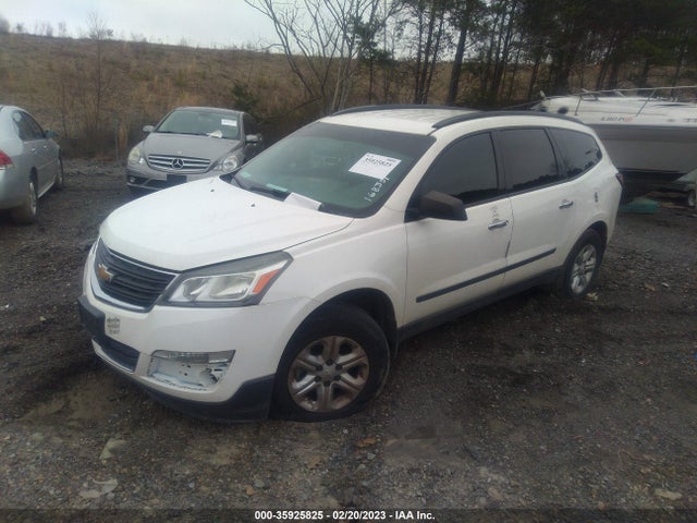 Chevrolet Traverse Ls 2014 1GNKRFED3EJ168351 Image 2