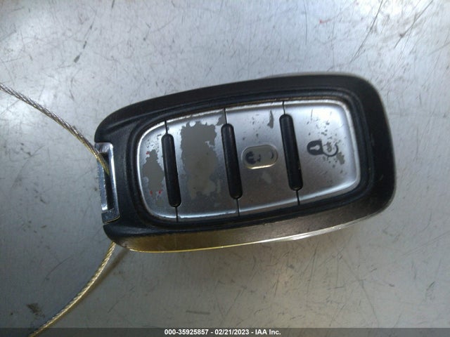 2C4RC1CG4JR246912 Chrysler Pacifica Lx