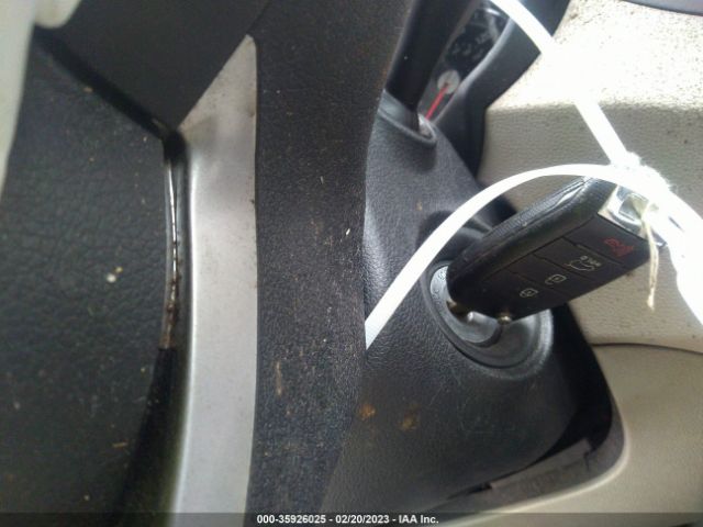5XYPG4A51GG181075 KIA SORENTO LX
