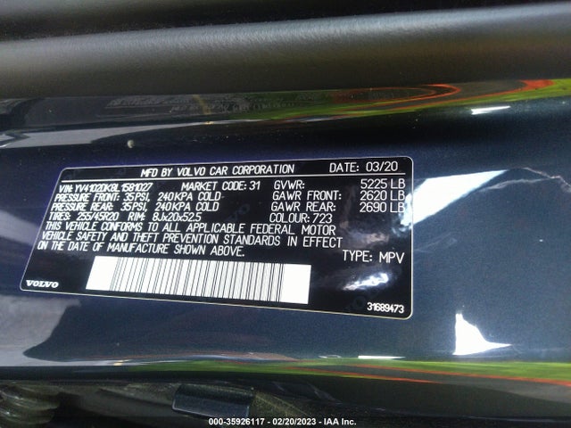 2020 VOLVO XC60 MOMENTUM VIN: YV4102DK8L1581027