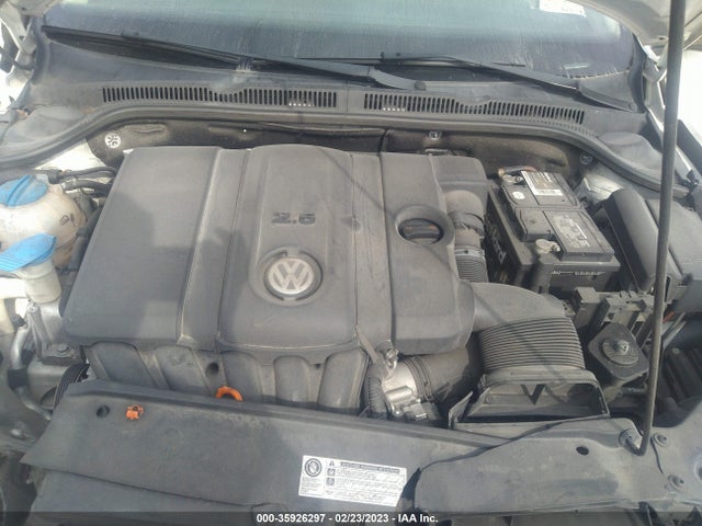 2011 VOLKSWAGEN JETTA SEDAN SE W VIN: 3VWDX7AJ5BM338732