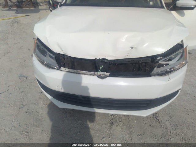 2011 VOLKSWAGEN JETTA SEDAN SE W VIN: 3VWDX7AJ5BM338732