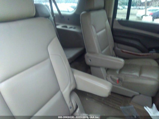2016 Chevrolet Suburban, VIN: 1GNSKJKC3GR160600