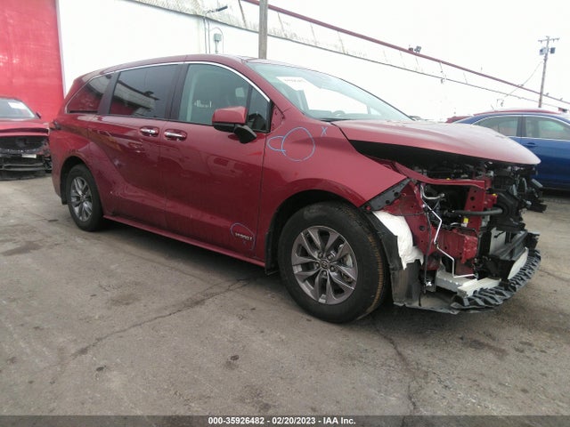 2021 TOYOTA SIENNA XLE VIN: 5TDYRKEC2MS039537