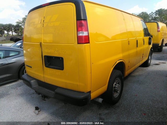 Chevrolet EXPRESS CARGO VAN 2017 1GCWGAFFXH1348143 Image 5