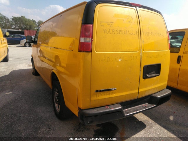 Chevrolet EXPRESS CARGO VAN 2015 1GCWGFCF5F1282177 Image 3