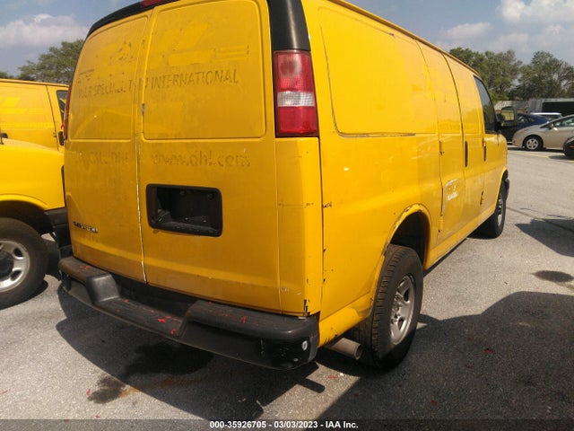 Chevrolet EXPRESS CARGO VAN 2015 1GCWGFCF5F1282177 Image 4