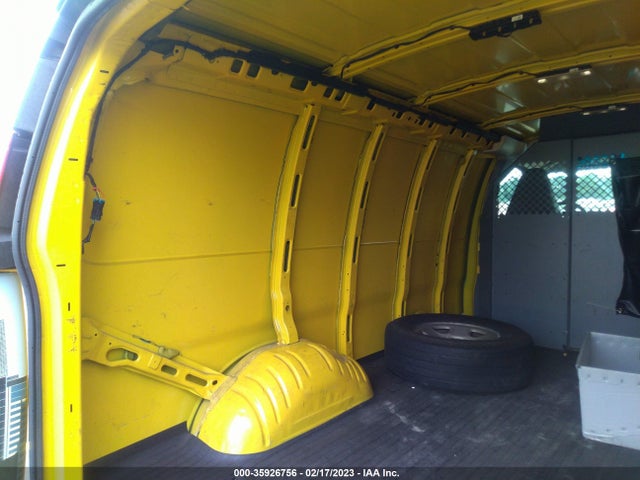 Chevrolet EXPRESS CARGO VAN 2017 1GCWGAFFXH1132731 Image 10