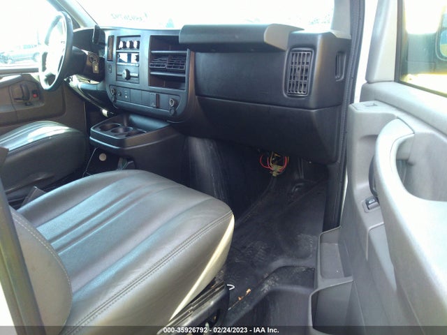 2015 Chevrolet Express, VIN: 1GCWGFCF1F1282841