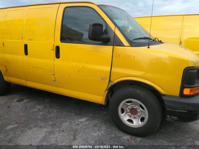 2015 Chevrolet Express, VIN: 1GCWGFCF1F1282841