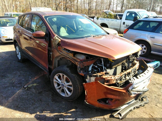 2017 Ford Escape, VIN: 1FMCU9GD8HUE75507