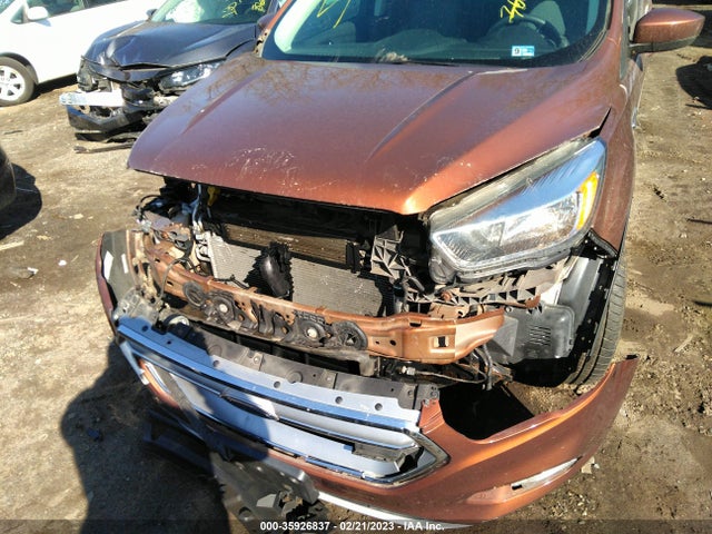 2017 Ford Escape, VIN: 1FMCU9GD8HUE75507