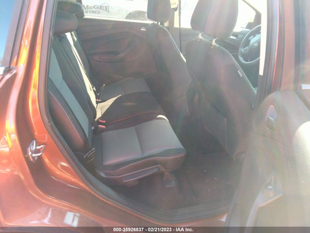 2017 Ford Escape, VIN: 1FMCU9GD8HUE75507