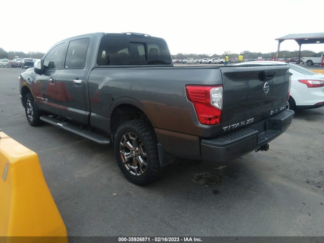 2017 Nissan Titan, VIN: 1N6BA1F47HN536350