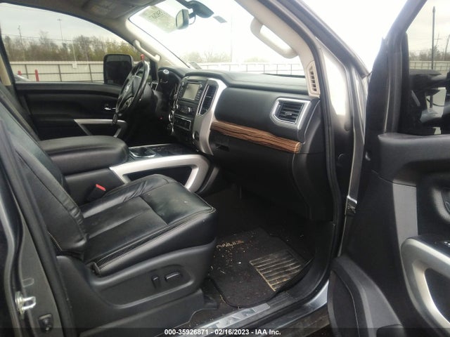 2017 Nissan Titan, VIN: 1N6BA1F47HN536350