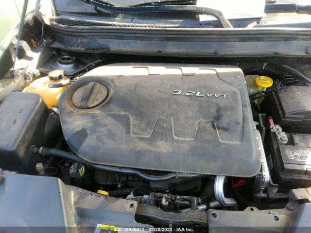 1C4PJLCS9EW148050 Jeep Cherokee Latitude