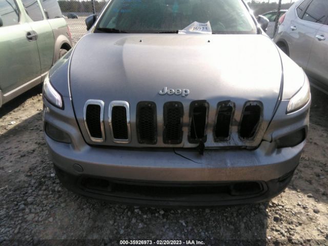 1C4PJLCS9EW148050 Jeep Cherokee Latitude