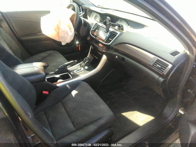 2017 HONDA ACCORD SEDAN EX VIN: 1HGCR2F71HA282563