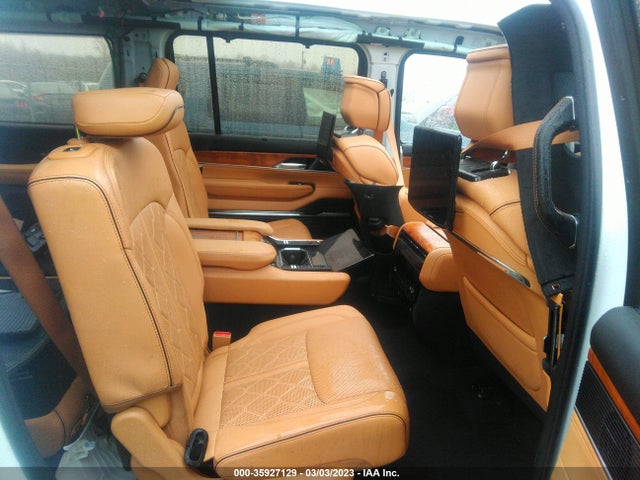 2022 Jeep Grand Wagoneer, VIN: 1C4SJVGJ6NS105252