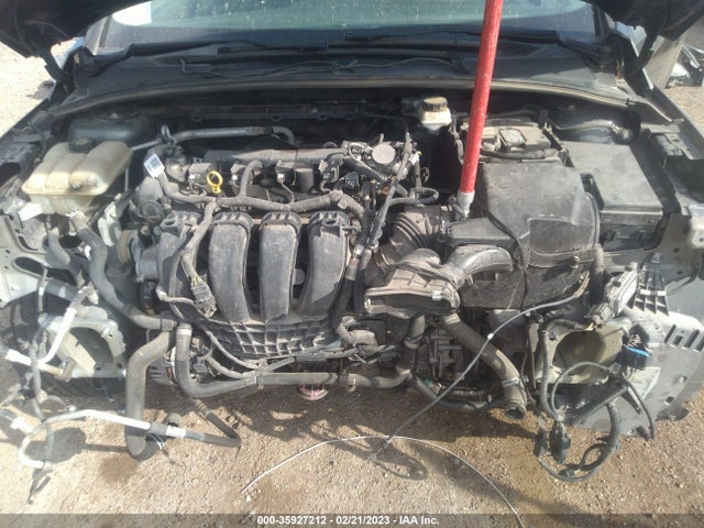 Ford FOCUS SE 2017 1FADP3F2XHL303312 Image 10