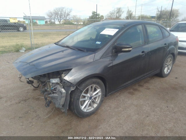 Ford FOCUS SE 2017 1FADP3F2XHL303312 Image 2