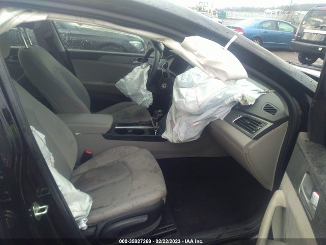 2016 HYUNDAI SONATA 2.4L SE VIN: 5NPE24AF0GH282583