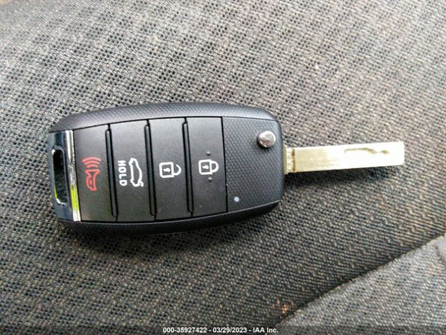5XXGT4L34HG140730 KIA Optima Lx