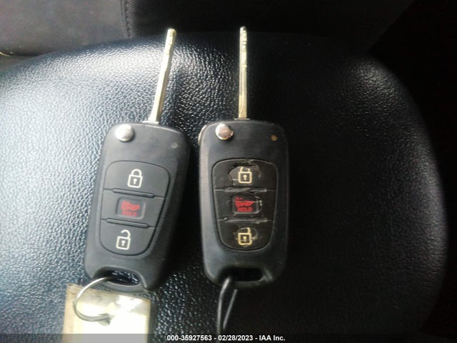 2013 KIA SOUL VIN: KNDJT2A69D7575155