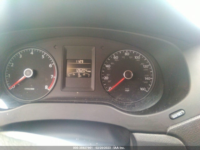 3VW2K7AJ9BM083945 Volkswagen Jetta Sedan S